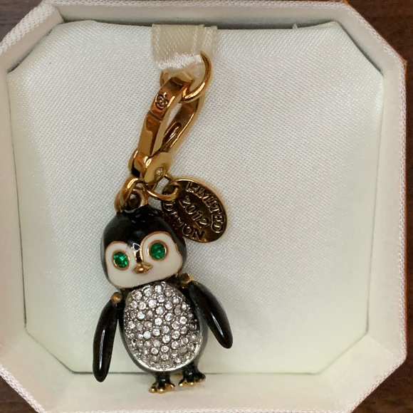Juicy Couture Penguin Charm 2012 Limited Edition - Picture 4 of 5